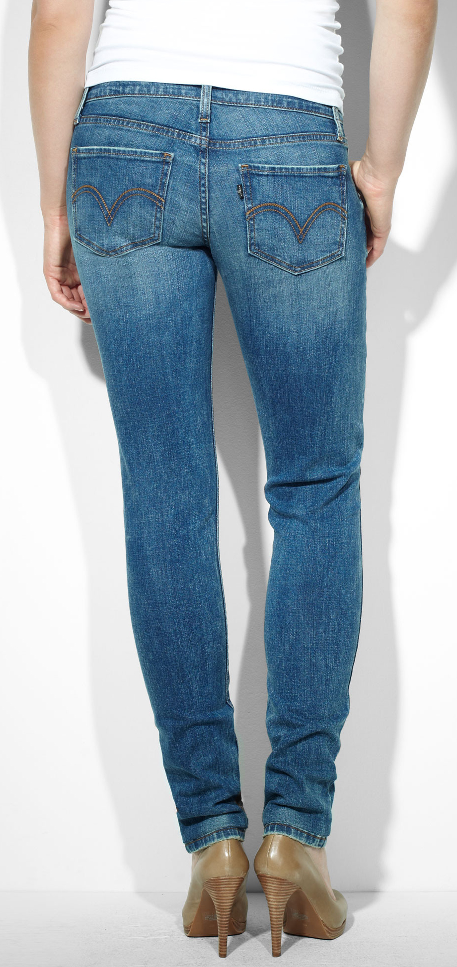 Levis 524 Skinny Jeans