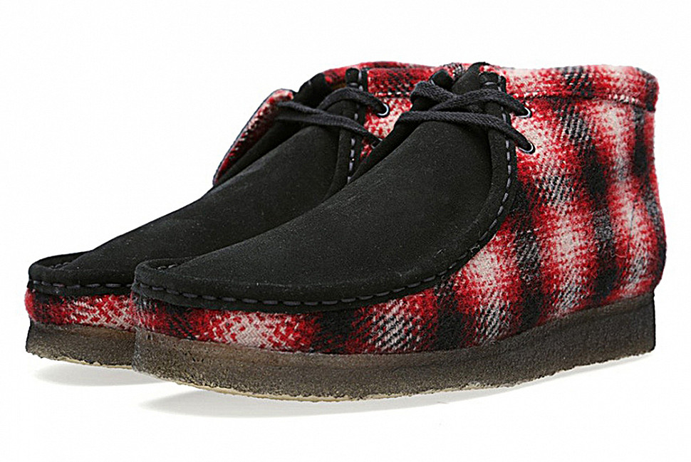 Кларкс х Woolrich Woolen Mills Wallabee Boot. Изображение через Hypebeast.