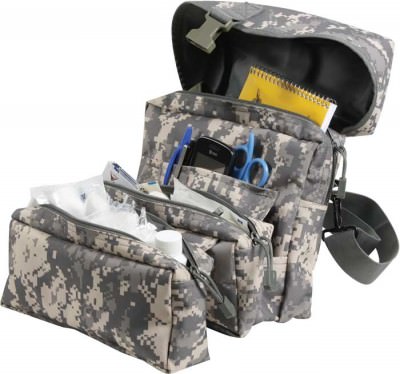 Медицинская армейская камуфлированная сумка первой помощи Rothco MOLLE Medical Kit Bag ACU Digital Camouflage 40131, фото