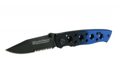 Нож карманный с серрейторным лезвием Smith & Wesson Extreme OPS Folding Knife 3389, фото