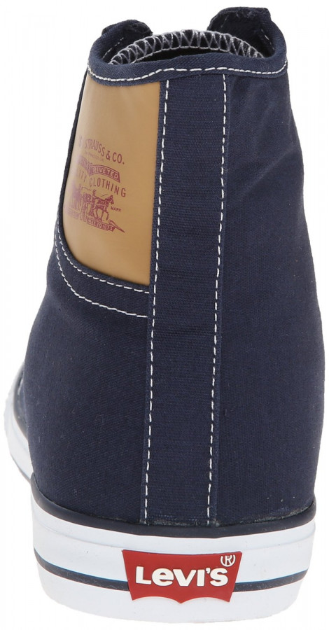 Hamilton levis top